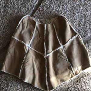Ugg skirt size Large Eskimo furr